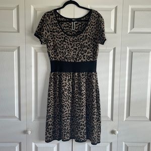 Leopard print sweater dress, Julian Taylor, XL
